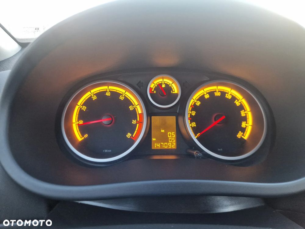 Opel Corsa 1.2 16V Innovation - 18