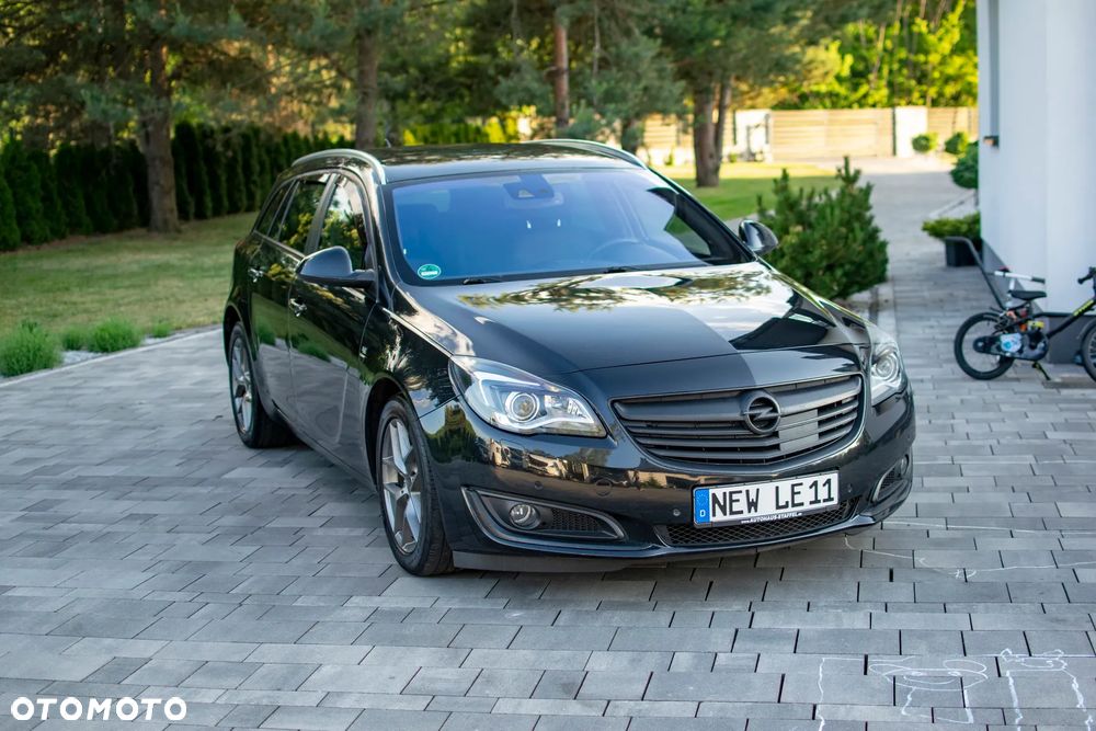 Opel Insignia - 1