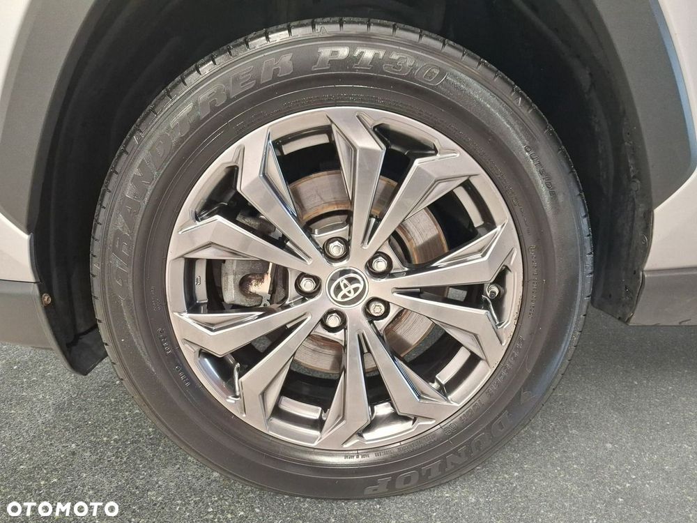 Toyota RAV4 - 11