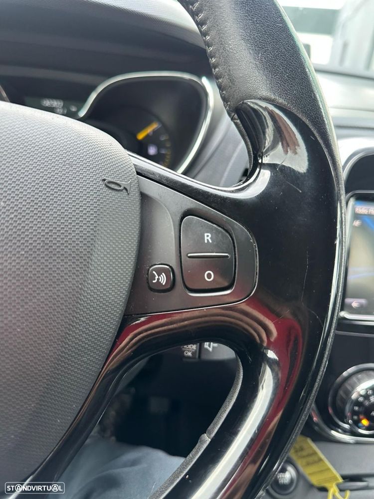 Renault Captur 1.5 dCi EDC - 20