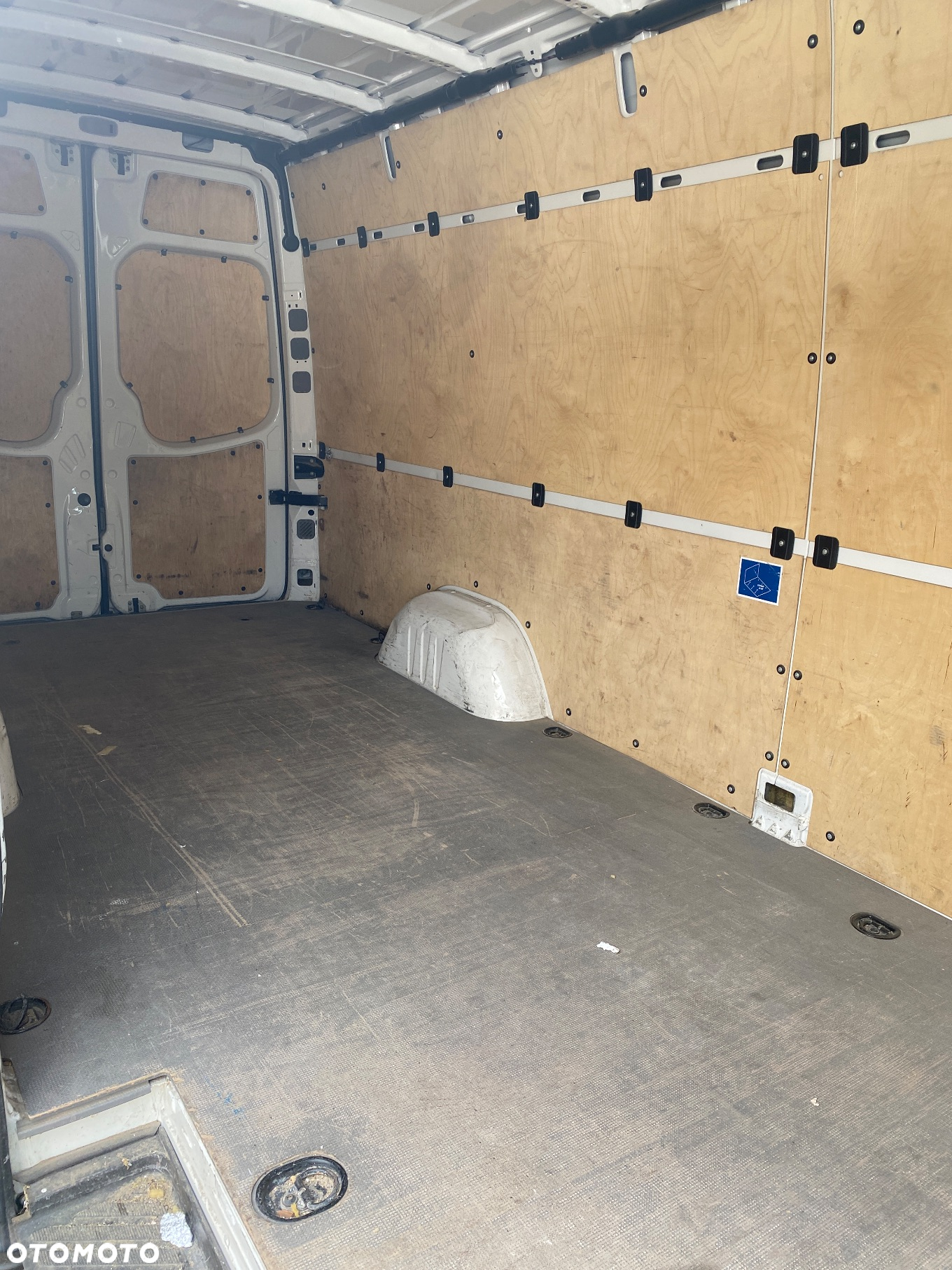 Volkswagen Crafter - 4