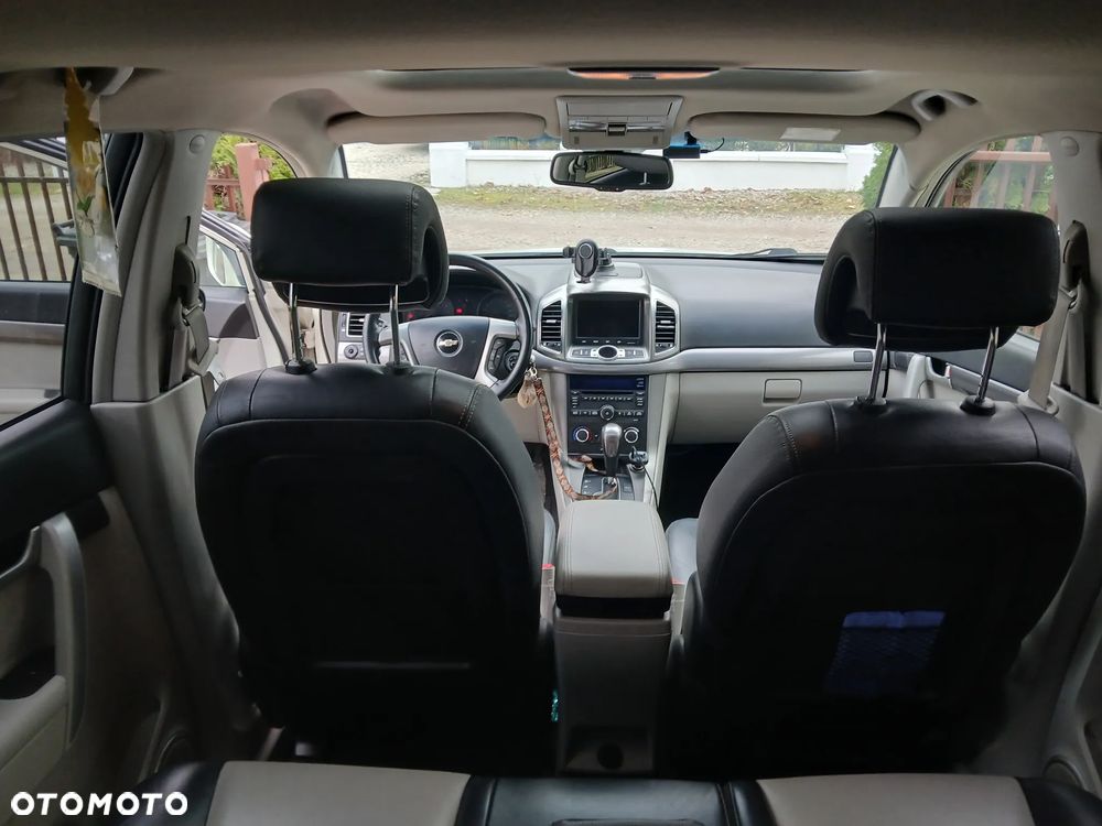 Chevrolet Captiva 3.0 V6 LTZ - 6