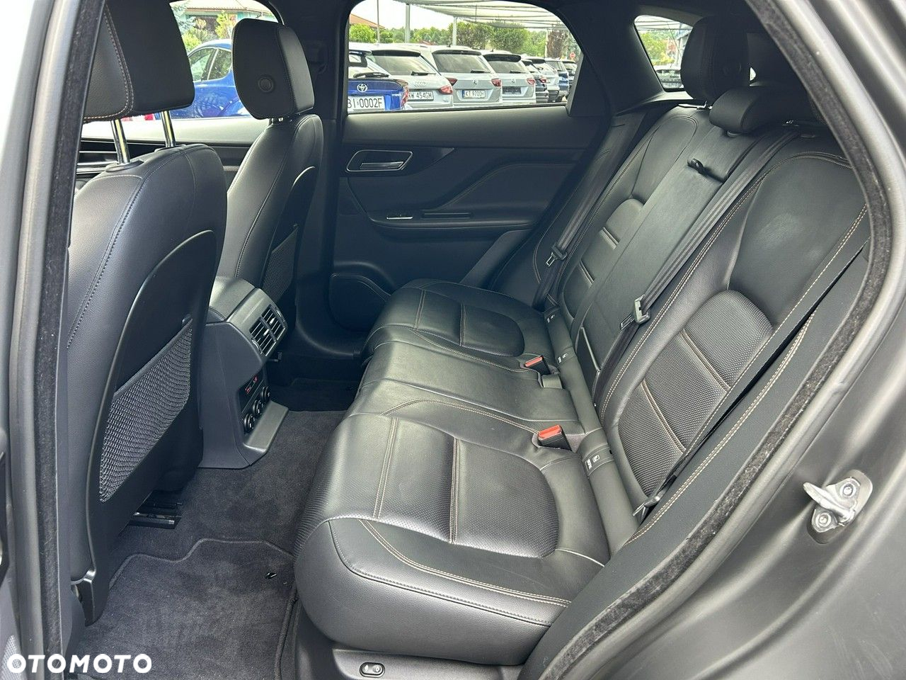 Jaguar F-Pace 2.0 i4P AWD Prestige - 18