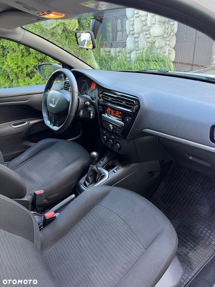 Peugeot 301 1.2 Pure Tech Active - 8