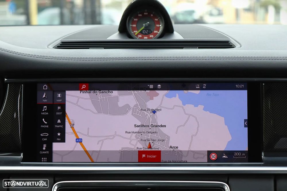 Porsche Panamera Sport Turismo 4 E-Hybrid - 35