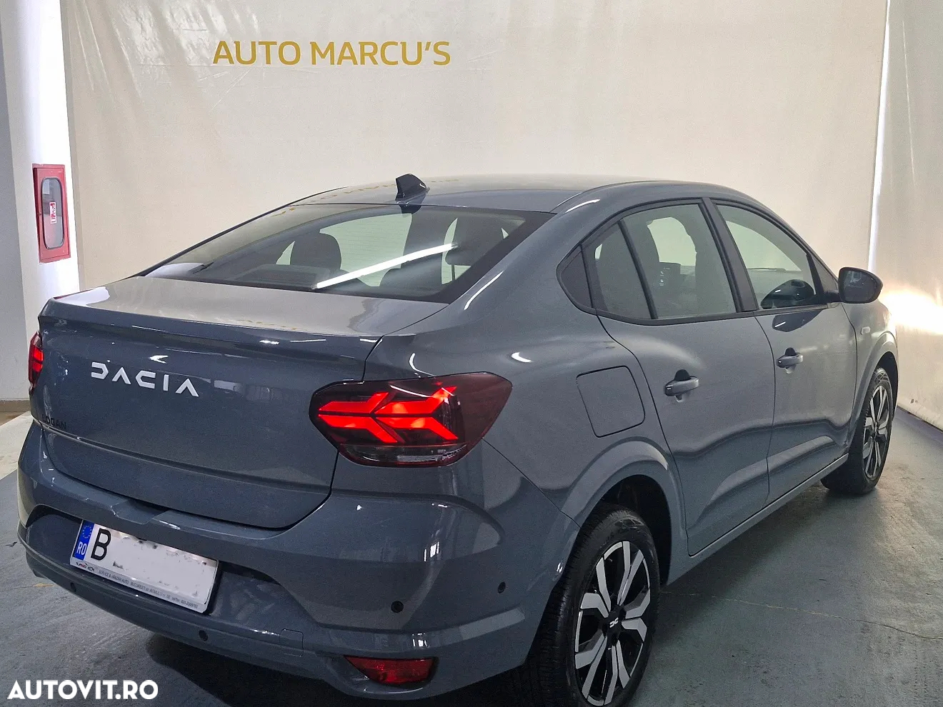 Dacia Logan TCe 90 CVT Journey - 2