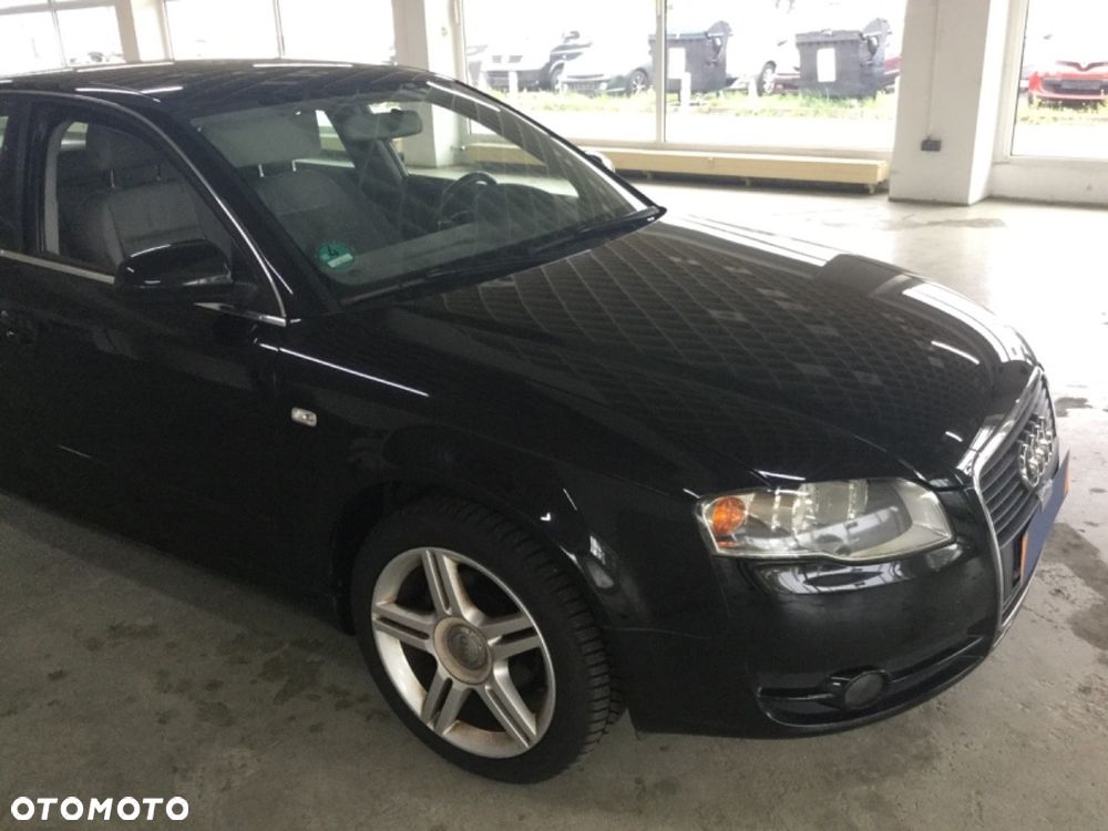 Audi A4 Limousine 1.6 - 4