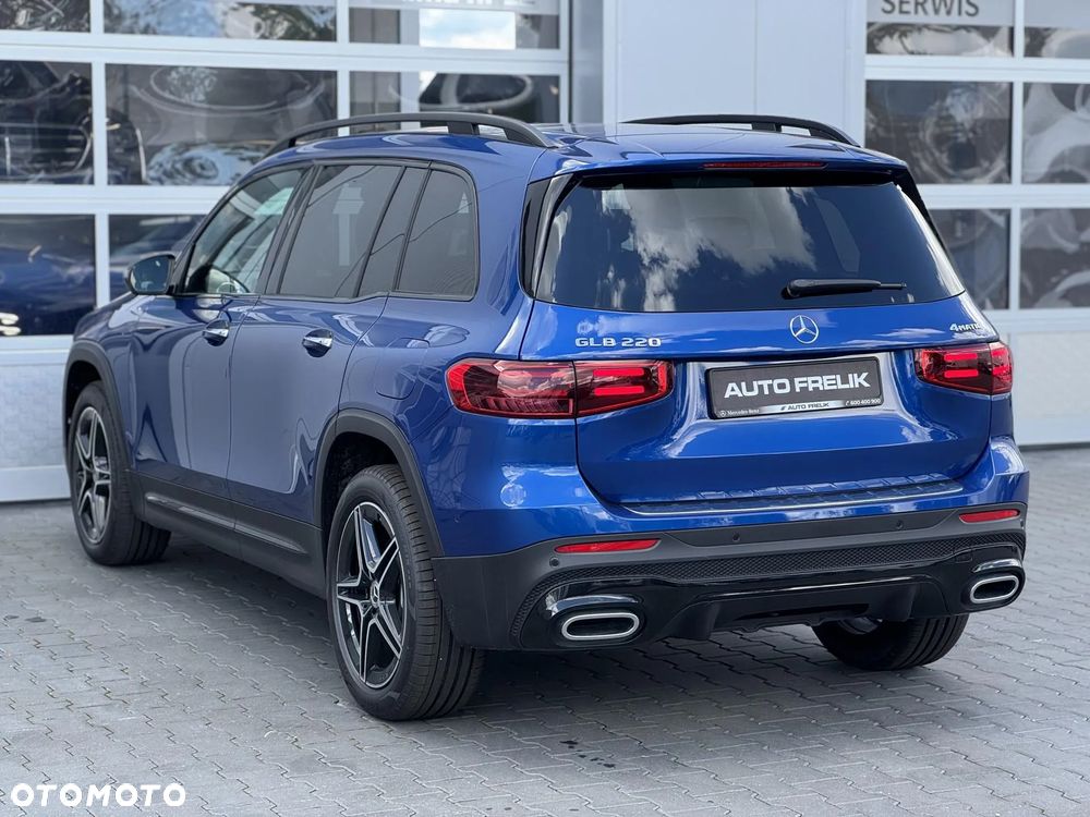 Mercedes-Benz GLB 220 4Matic 8G-DCT AMG Line Advanced Plus - 11