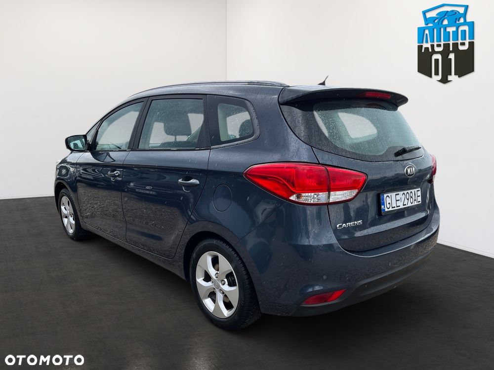 Kia Carens 1.6 GDI M - 4