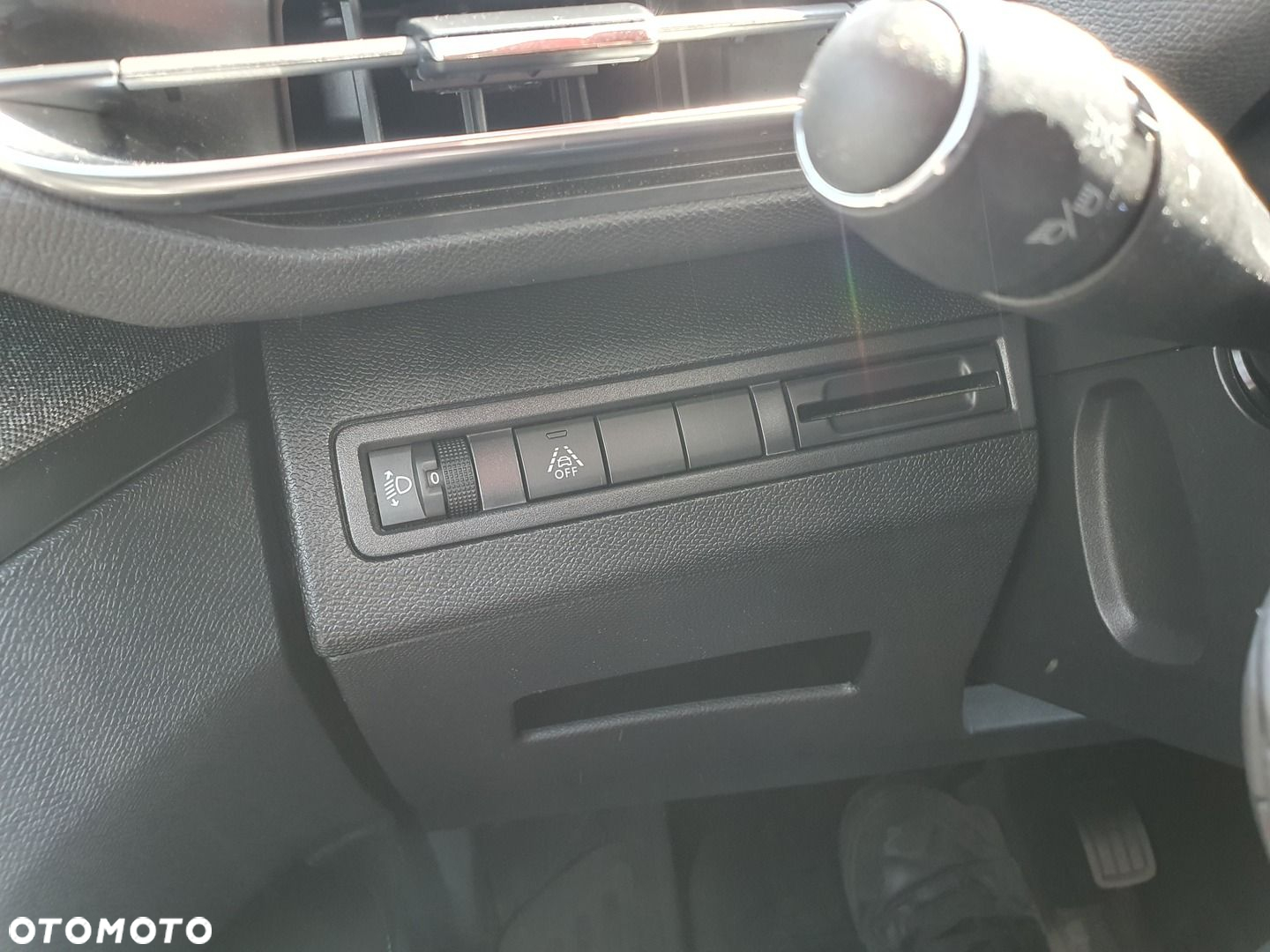 Peugeot 3008 1.2 PureTech Allure Pack S&S EAT8 - 14