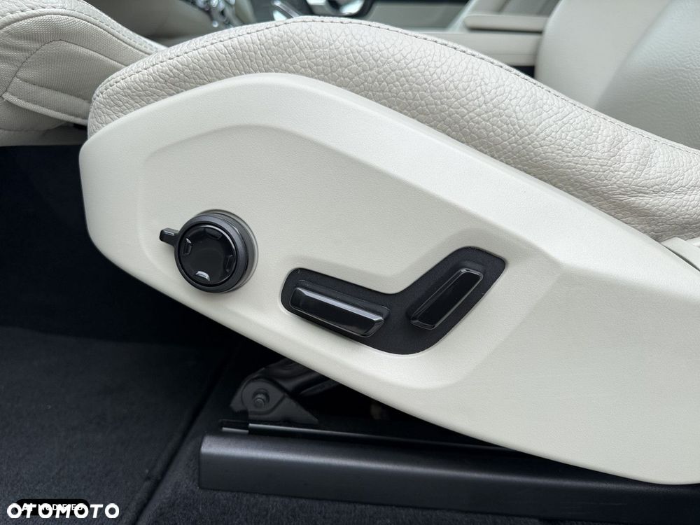 Volvo XC 60 - 12