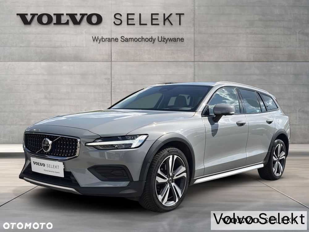 Volvo V60 Cross Country - 2
