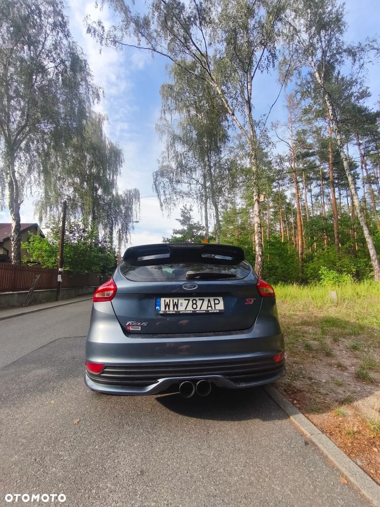 Ford Focus - 4