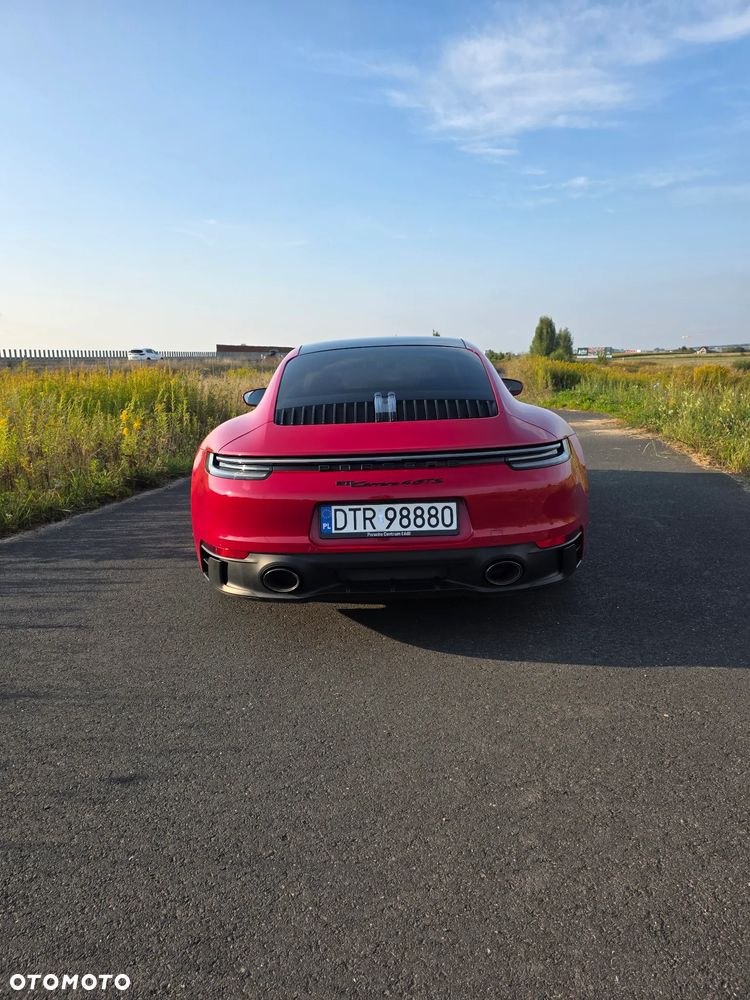 Porsche Carrera GT - 23