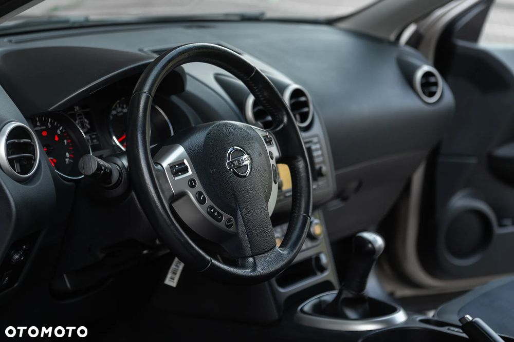 Nissan Qashqai - 24