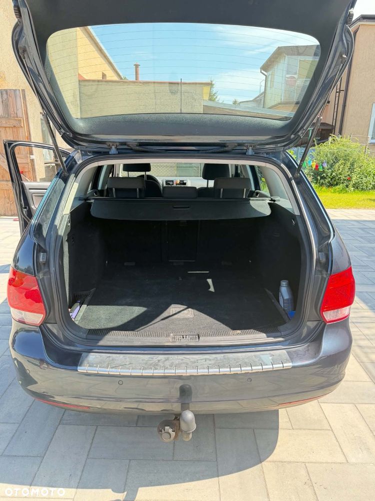 Volkswagen Golf - 5