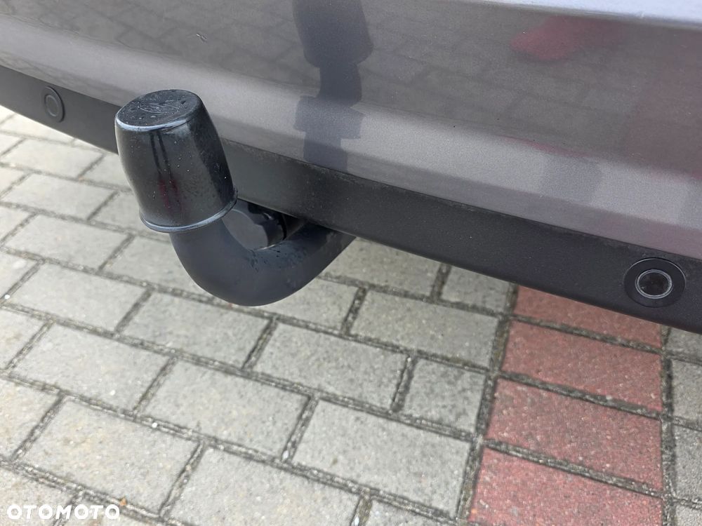 Ford Grand C-MAX 1.6 TDCi Start-Stop-System Titanium - 19