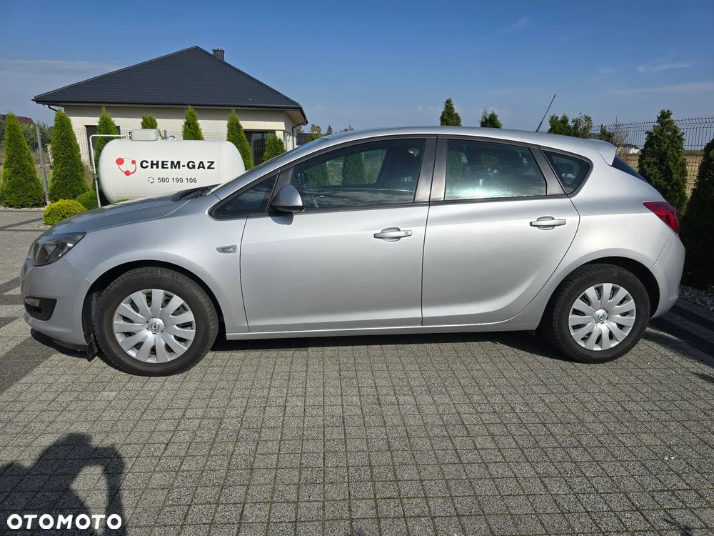 Opel Astra IV 1.6 CDTI Enjoy - 4