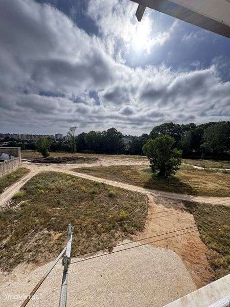 Apartamento T3+1 à Entrada de Tomar - Grande imagem: 4/4