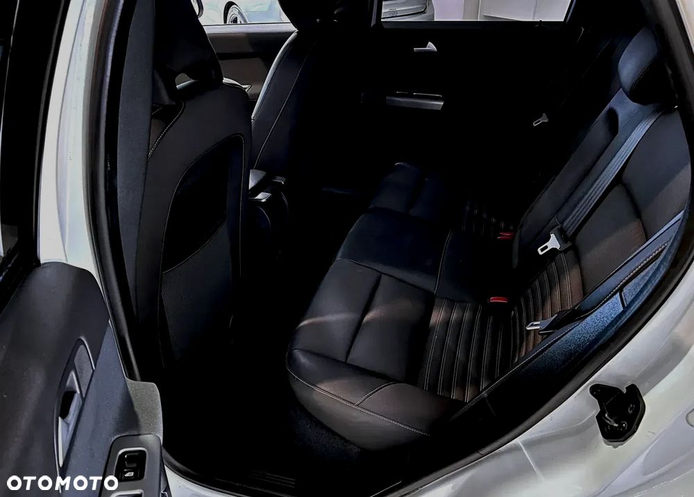 Volvo V50 T5 AWD RDesign - 18