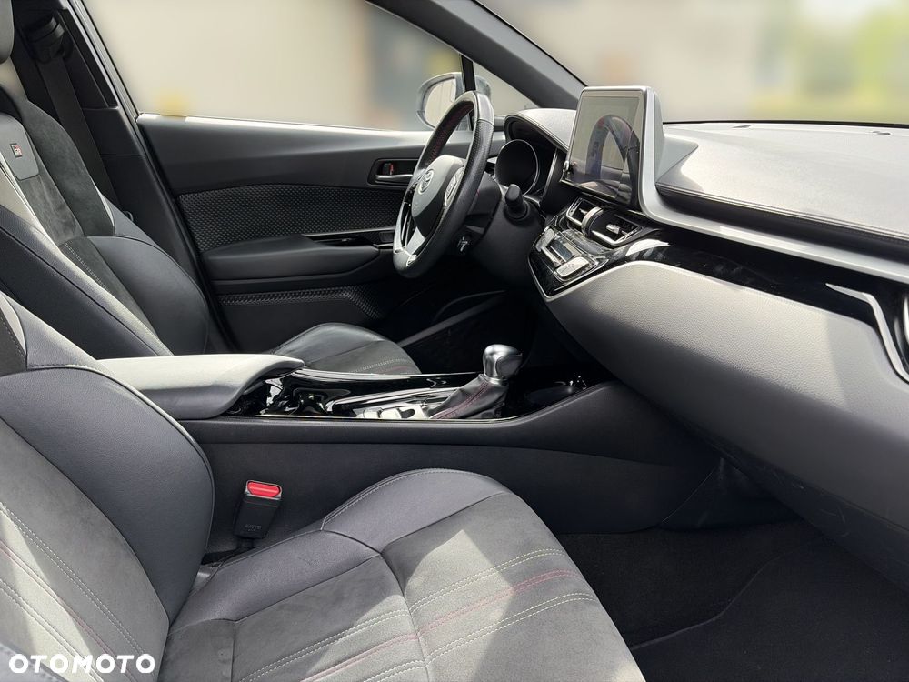 Toyota C-HR 2.0 Hybrid GR Sport - 11