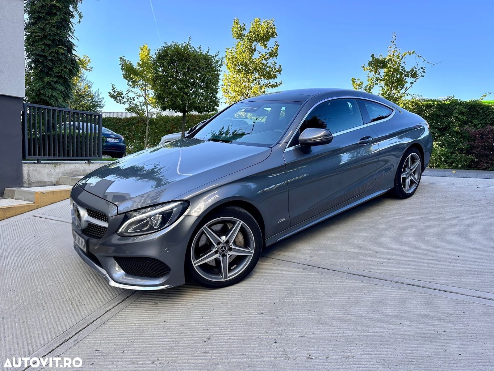 Mercedes-Benz C 250 Coupe Aut. - 1