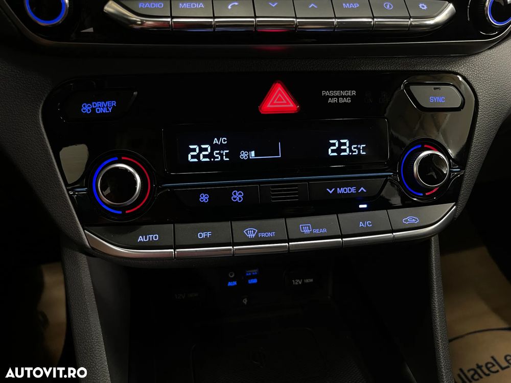 Hyundai IONIQ 1.6 GDI Style - 18