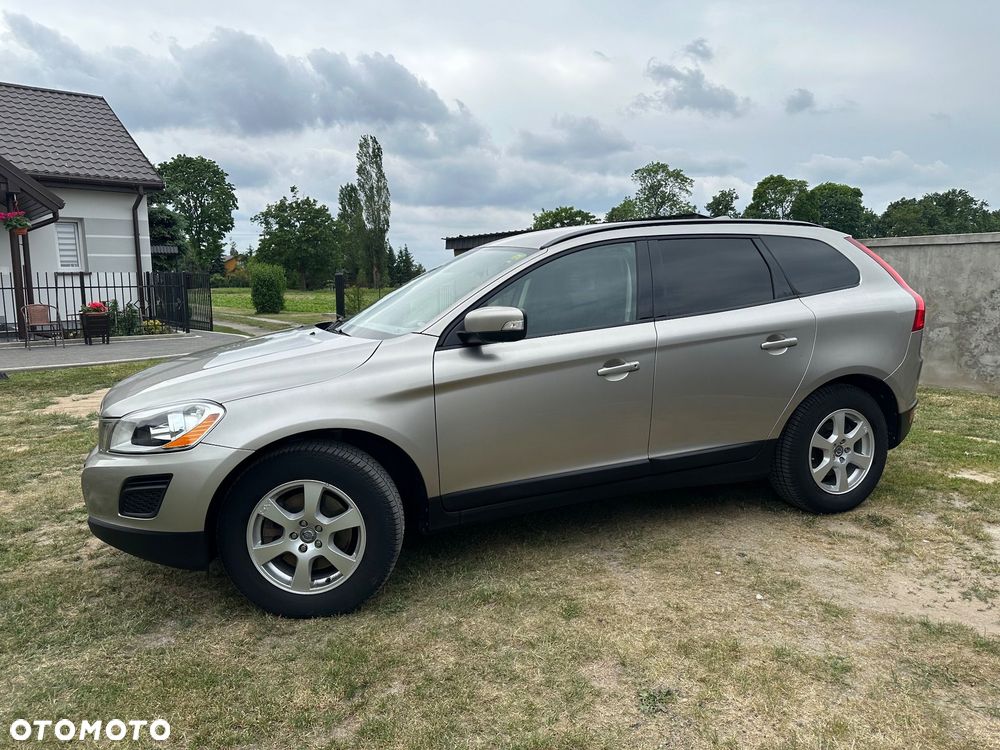 Volvo XC 60 - 8
