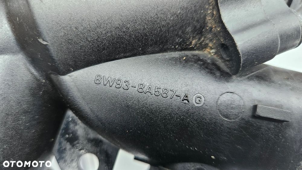 Jaguar XJ 351 2010-2015  3.0 SC 306PS 340 KM 5.0 508PN 385 KM 5.0 SC 510KM 508PS Termostat Króciec termostatu Przewód wody Rurka Obudowa termostatu 8W93-8A587-AG DX23-9A587-AA - 4