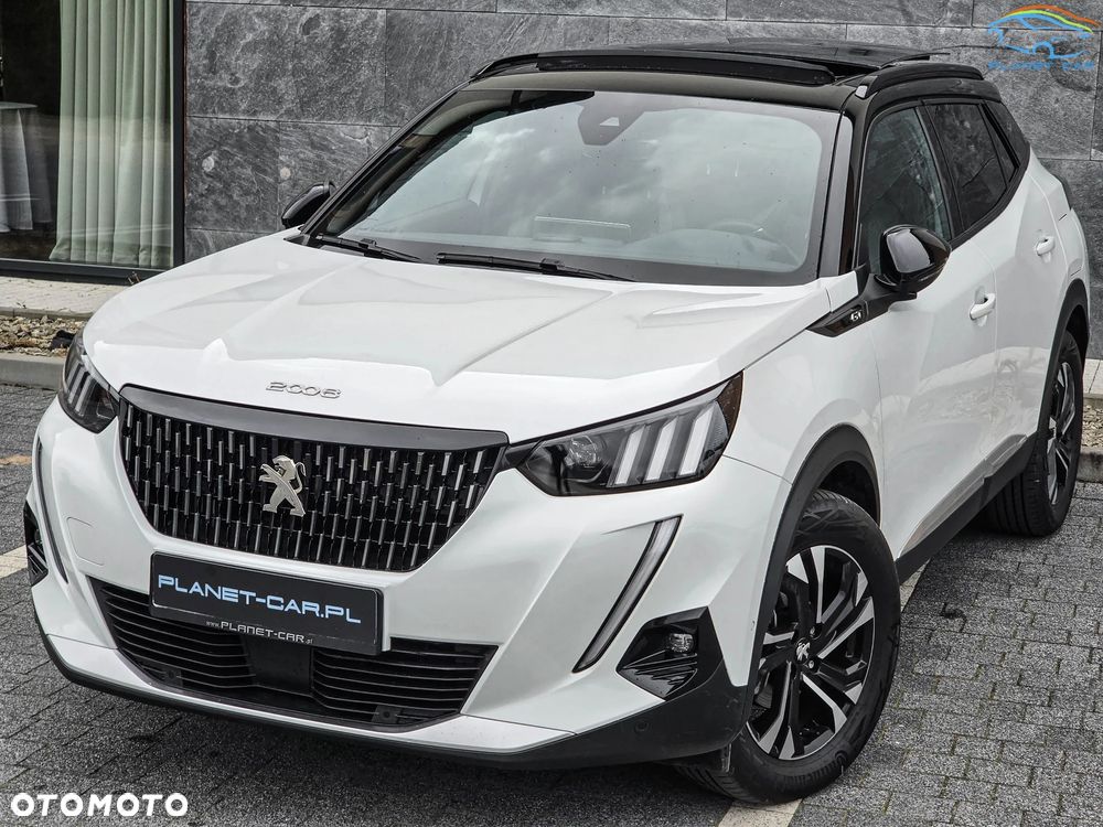 Peugeot 2008 PureTech 130 EAT8 GT - 4