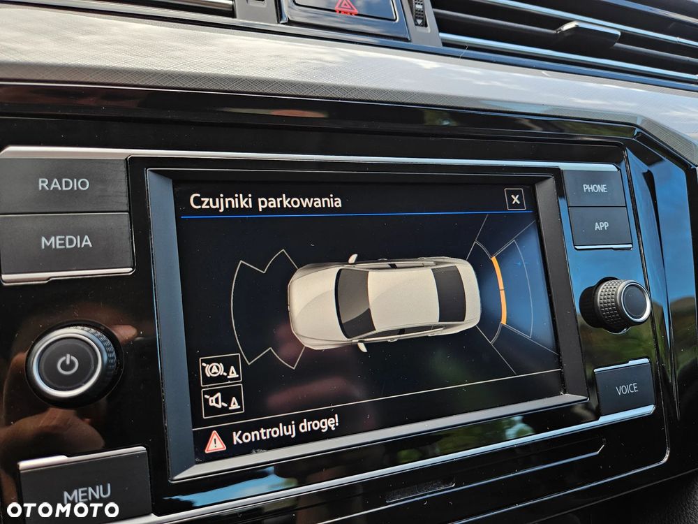 Volkswagen Passat 2.0 TDI EVO Business - 25