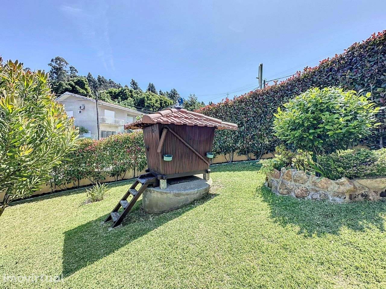 MORADIA T4 COM POTENCIAL BI-FAMILIAR e Entradas Independentes - Grande imagem: 3/55