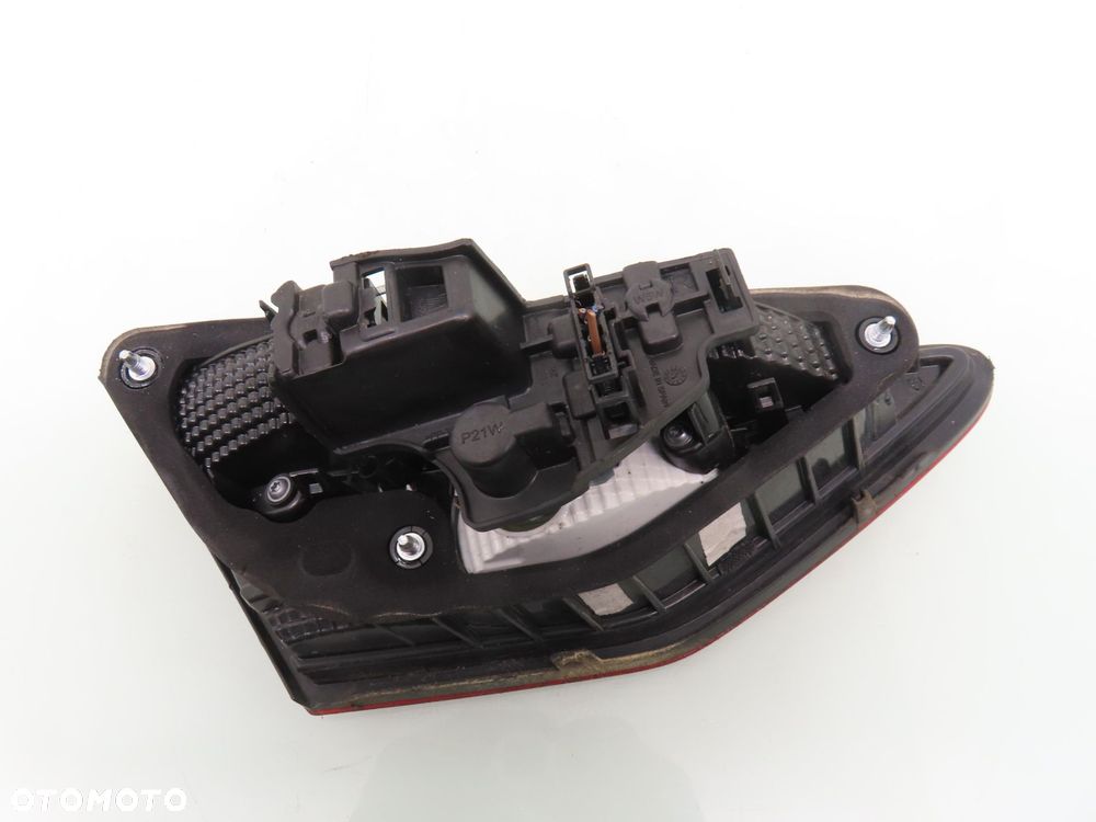 LAMPA PRAWA TYLNA KLAPA SEAT LEON III 5F0945308D - 3