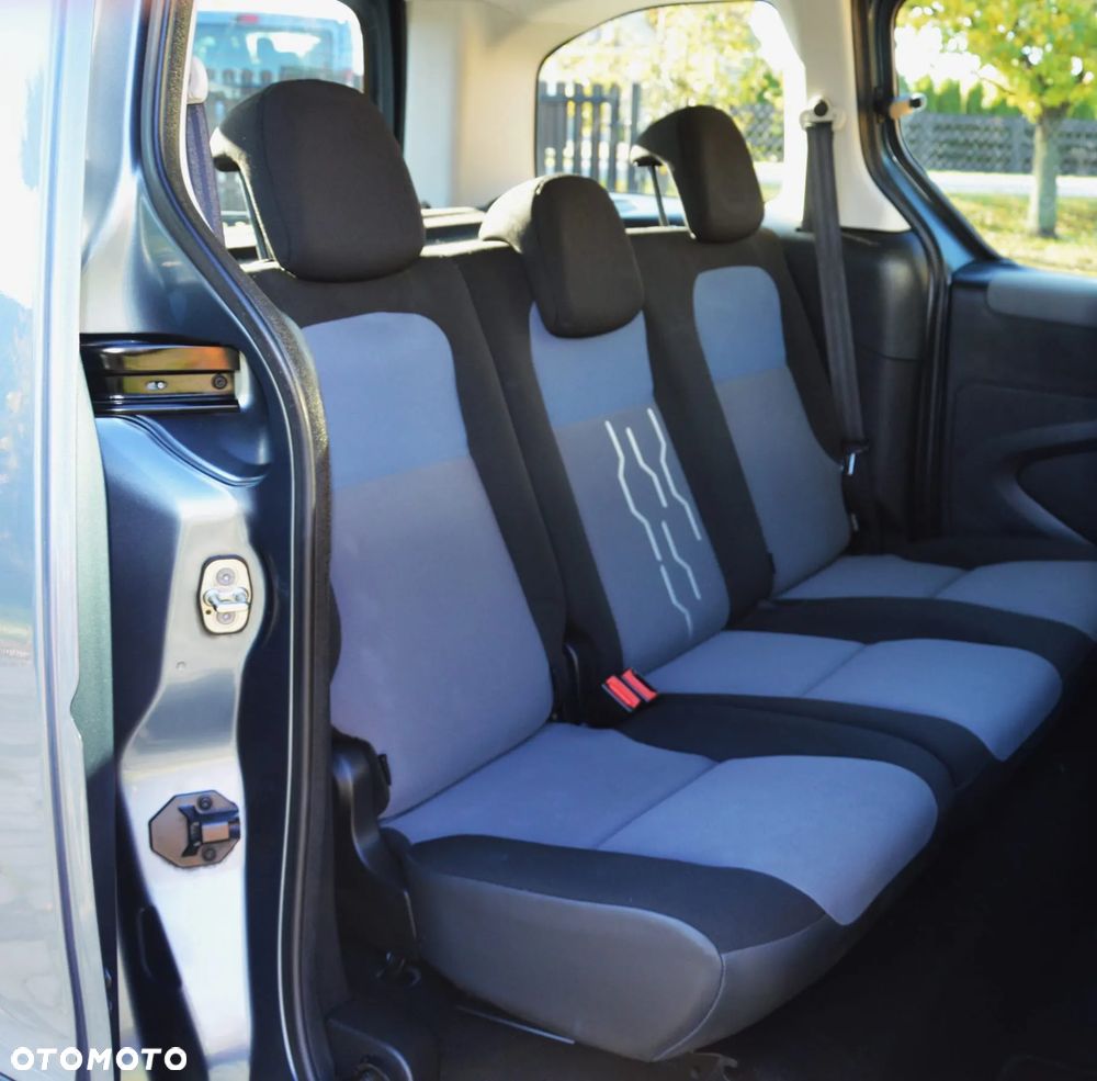 Peugeot Partner Tepee 98 VTi Active - 27