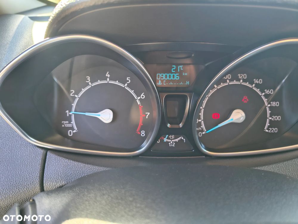 Ford EcoSport - 10