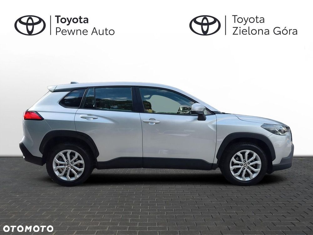 Toyota Corolla Cross - 9