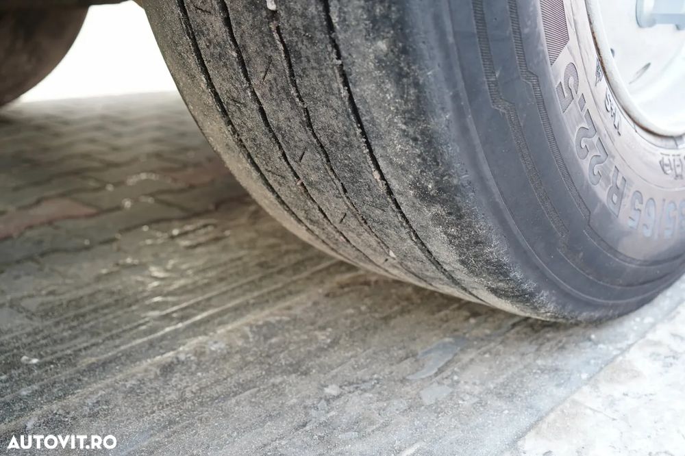 Schwarzmuller CORTINĂ / STANDARD / COȘ PENTRU PALEȚI / AXE SAF / - 24