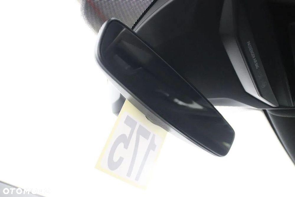 Volkswagen T-Roc 1.5 TSI R-Line DSG - 34