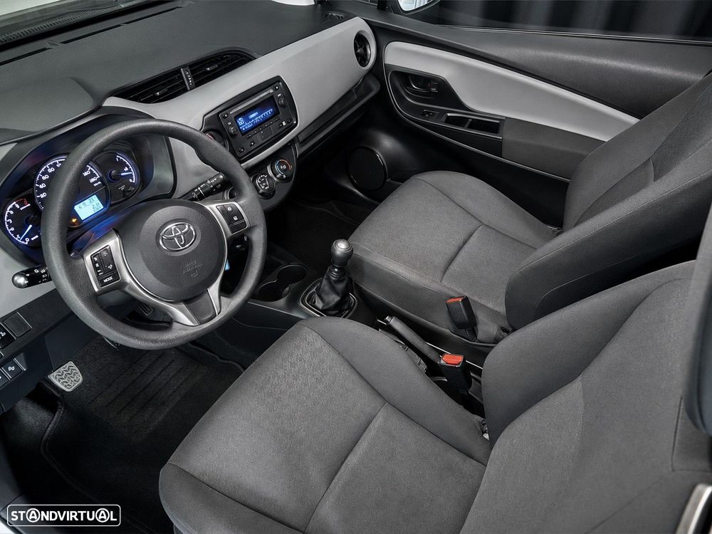 Toyota Yaris 1.4 D-4D ACtive+AC - 6