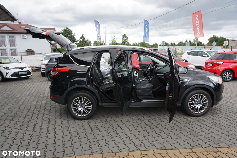 Ford Kuga 2.0 TDCi 2x4 Titanium - 17
