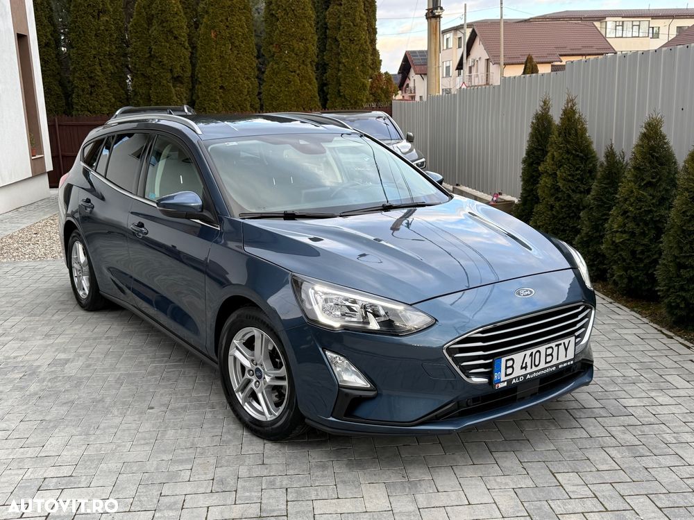 Ford Focus 1.0 EcoBoost Hybrid COOL&CONNECT DESIGN