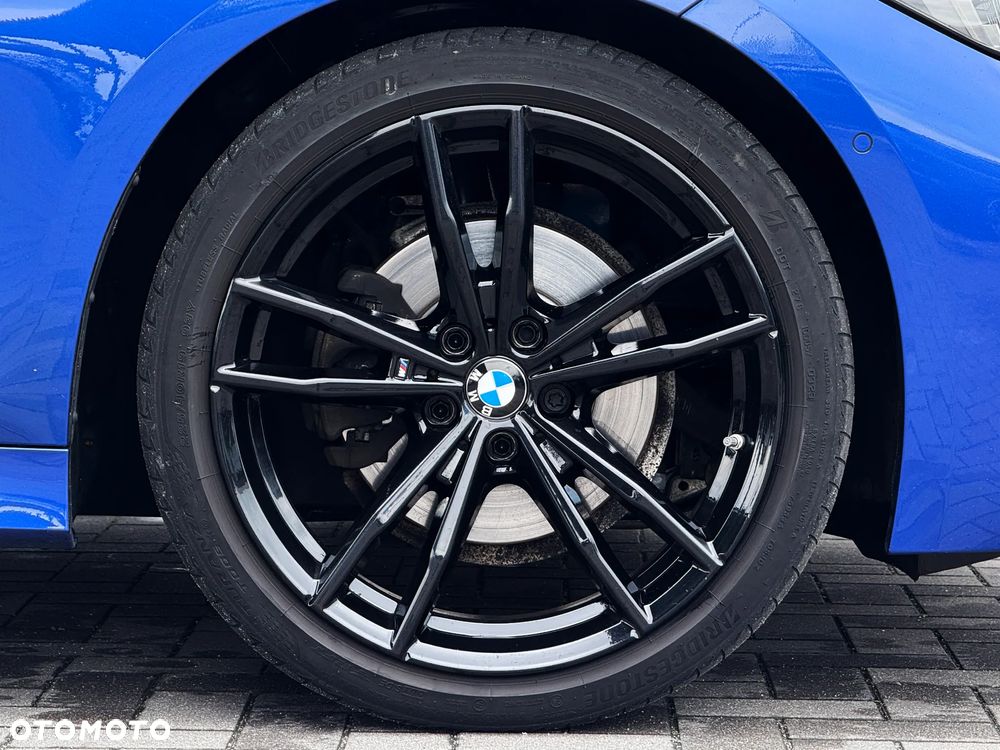 BMW Seria 3 320d xDrive M Sport Sport - 9