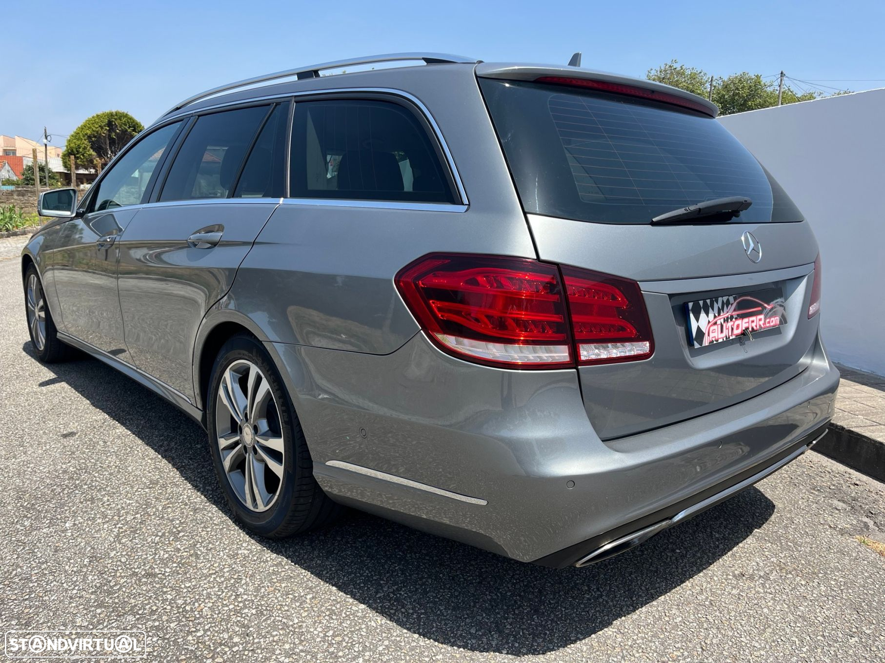 Mercedes-Benz E 300 Bluetec Hybrid Avantgarde - 7