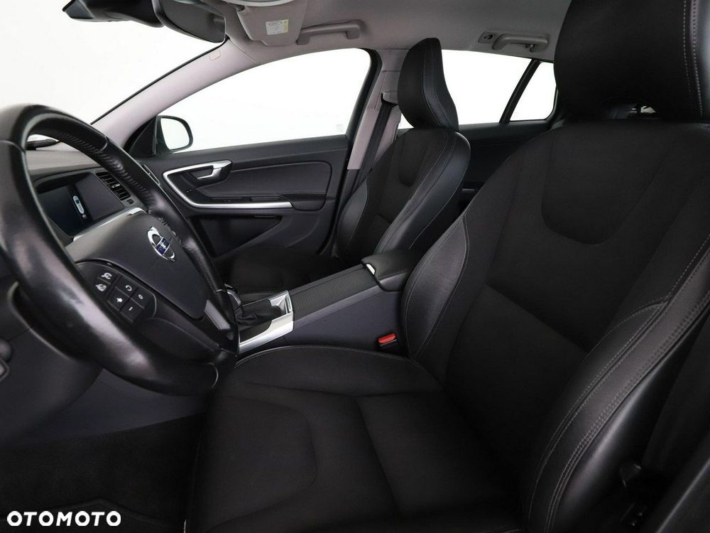 Volvo V60 D3 Geartronic Linje Business - 13