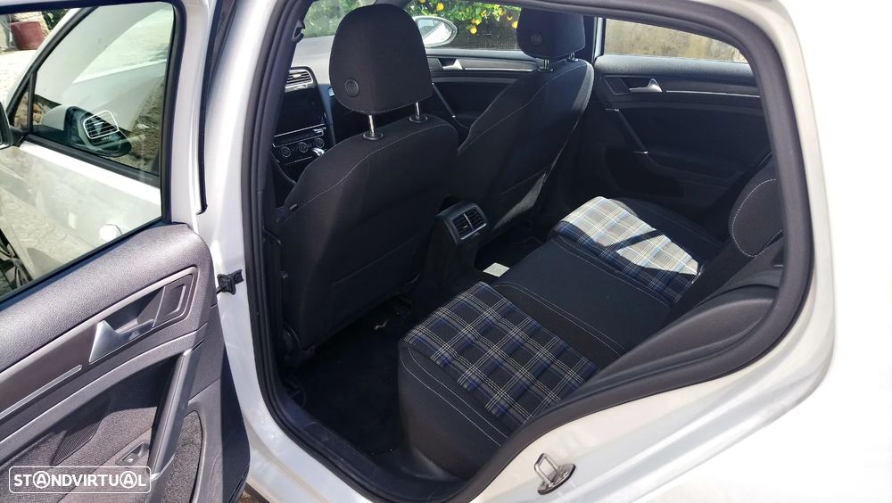 VW Golf 1.4 GTE Plug-in - 5