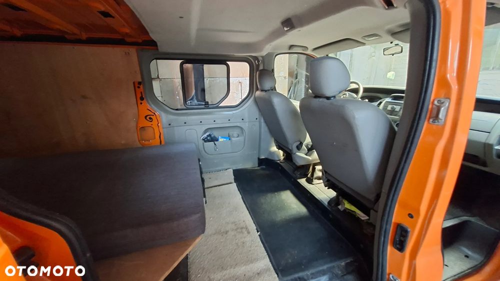 Opel Vivaro - 9