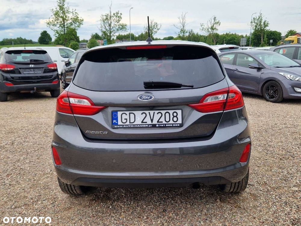 Ford Fiesta 1.0 EcoBoost S&S TITANIUM - 32