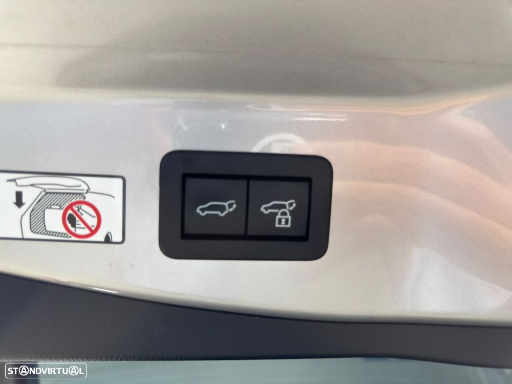 Toyota C-HR 1.8 Hybrid Square Collection - 38