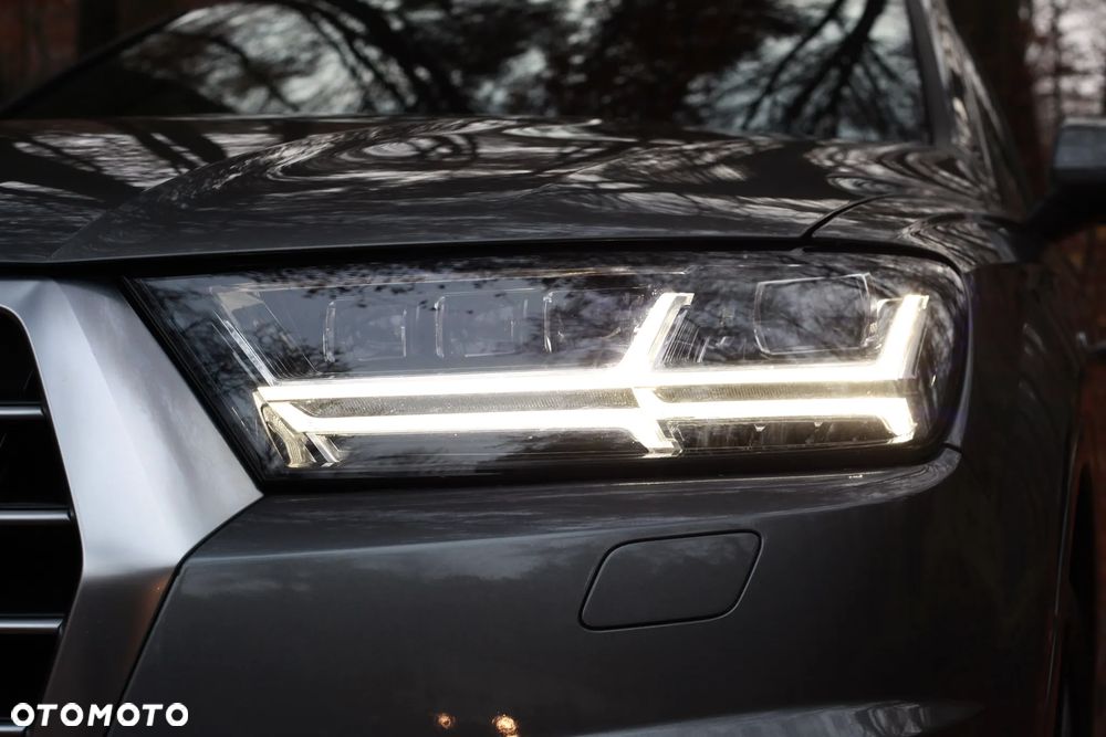 Audi Q7 3.0 TFSI Quattro Tiptronic - 6