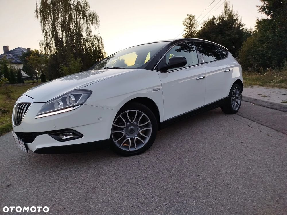 Lancia Delta 1.6 MJ Silver - 5